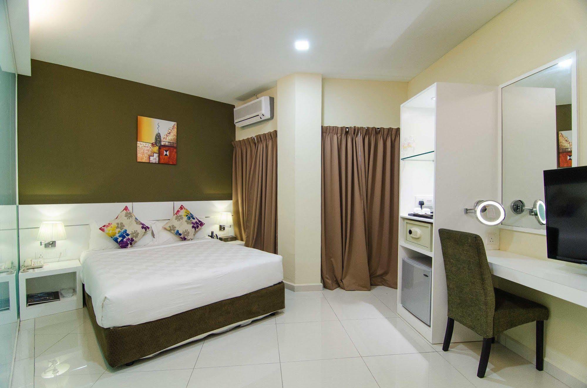 Hotel Mornington Bukit Permata Lumut Kültér fotó